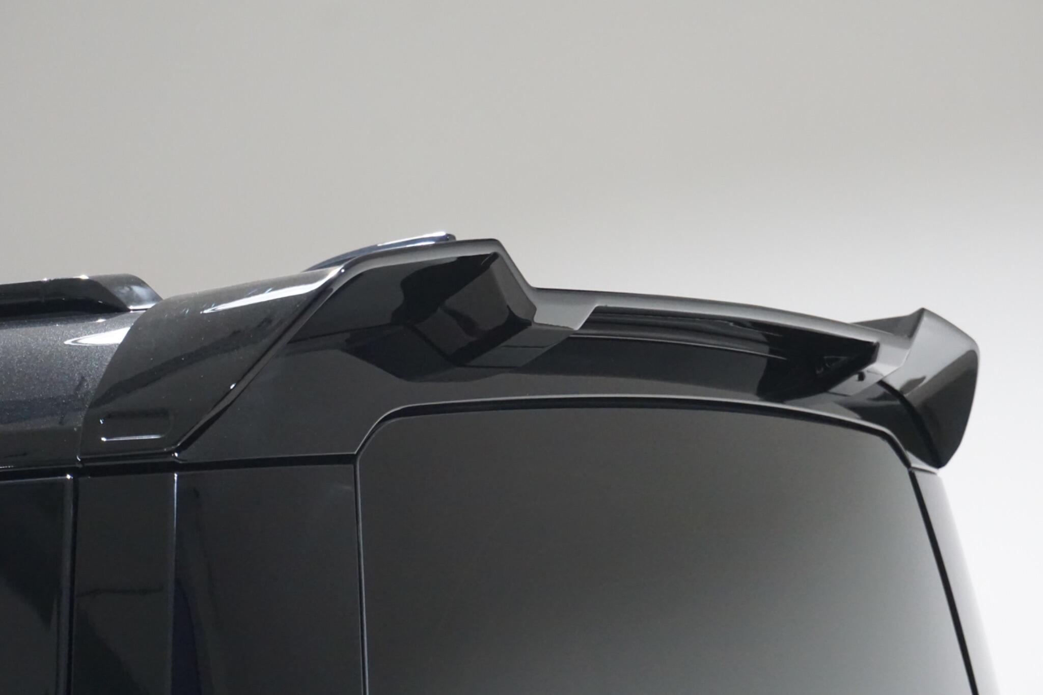 Land Rover Defender 110 3.0 D250 MHEV HSE Hard Top SUV 5dr Diesel Auto 4WD MWB Euro 6 (s/s) (250 ps)